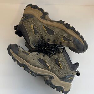 Columbia Men's Black and Tan Trail / Hiking Shoes